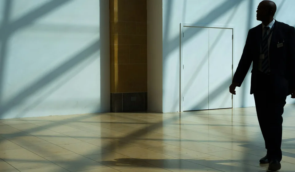 Сотрудники физической охраны на объекте